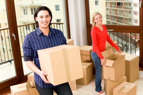 Local Battersea movers handling residential relocation with care